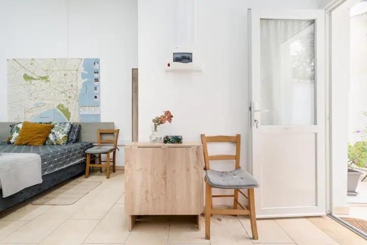 Cozy And Traditional - Ec Studios Larnaca Exterior foto